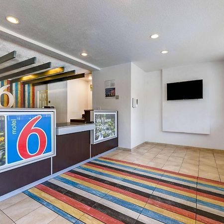 Motel 6-Kirkland, Wa - North Къркланд Екстериор снимка