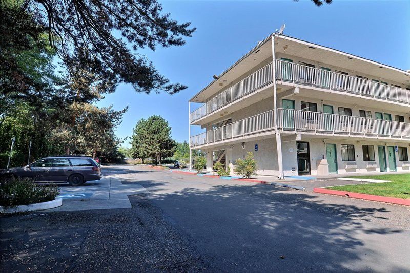 Motel 6-Kirkland, Wa - North Къркланд Екстериор снимка