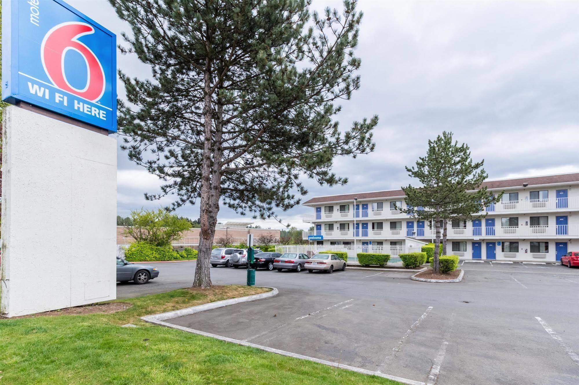 Motel 6-Kirkland, Wa - North Къркланд Екстериор снимка