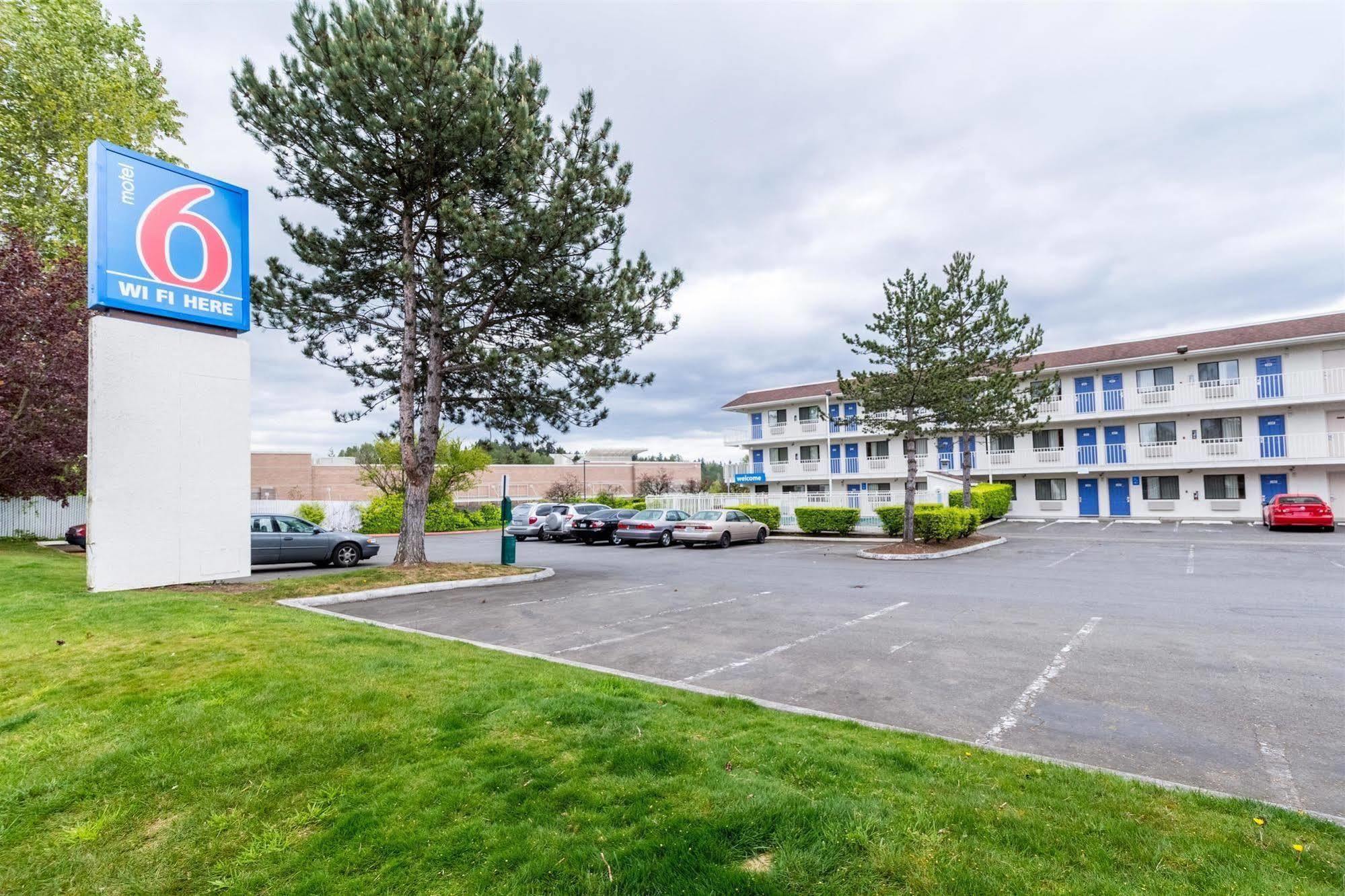 Motel 6-Kirkland, Wa - North Къркланд Екстериор снимка