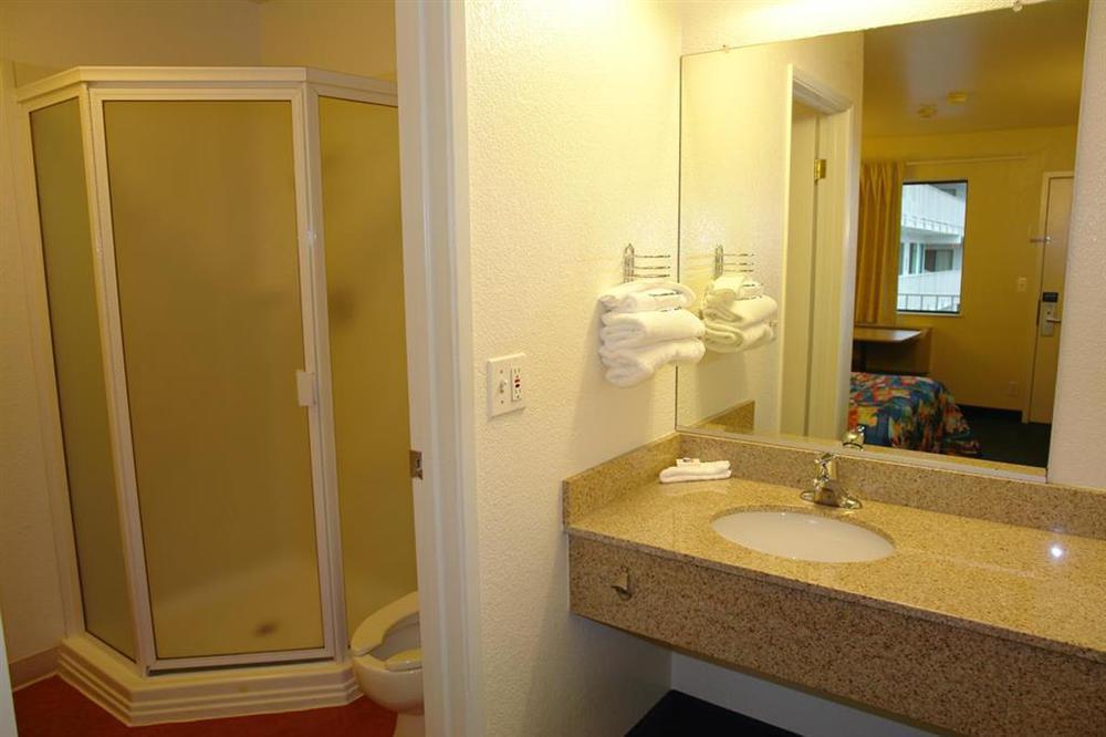 Motel 6-Kirkland, Wa - North Къркланд Стая снимка